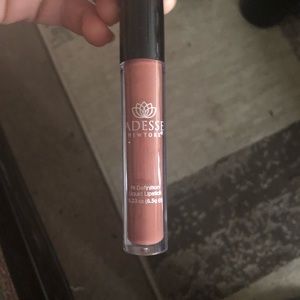 Adesse hi definition liquid lip haute cocoa BNIB